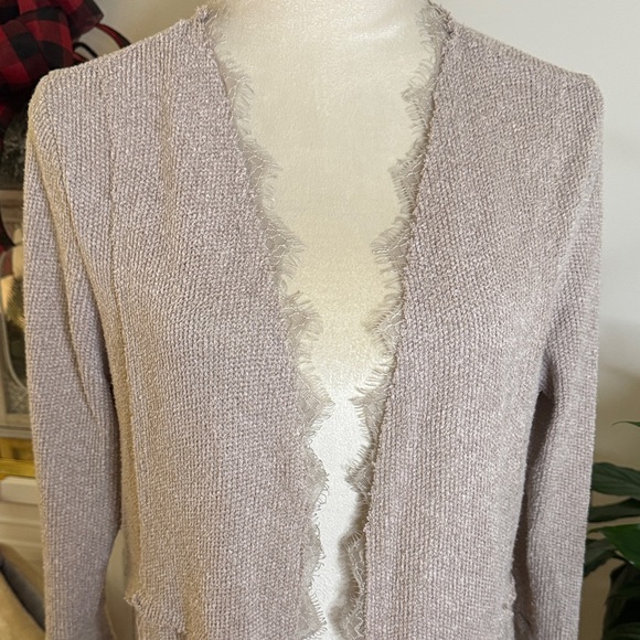 Elegant Cream Cardigan - Picture 3 of 10